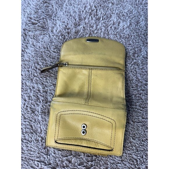 FOSSIL Women's Hanover Yellow Genuine Leather Wallet - Picture 8 of 13